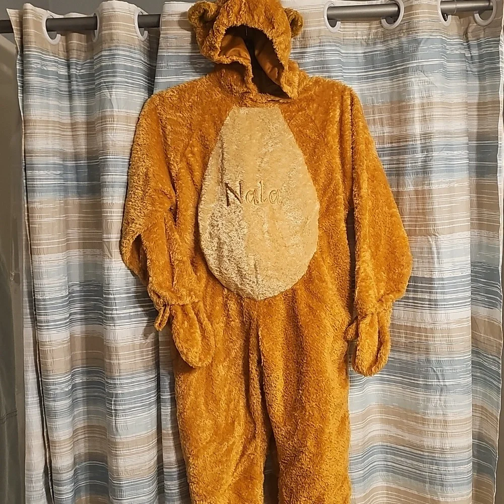 Disney Nala costume from The Lion King